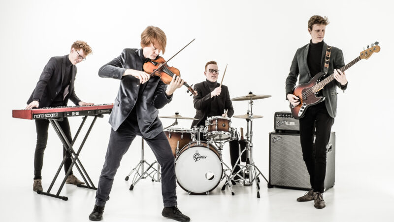 Floris and The Flames