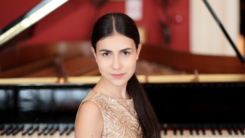 Alexandra Dovgan & Kammerorchester Basel