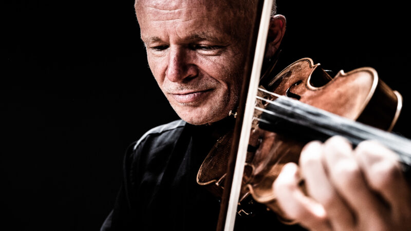 Thomas Zehetmair & Stuttgarter Kammerorchester